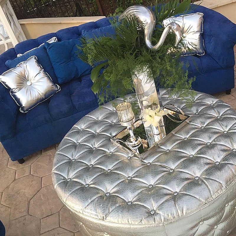 If you have a particular themed why not reflect that in your lounge setting such as this Miami nightclub look. Have fun with the décor such as using props like the silver Pelican.